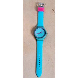 Light Blue Pink Silicone Fashion Watch Plastic Rinnady New Battery Tested Works